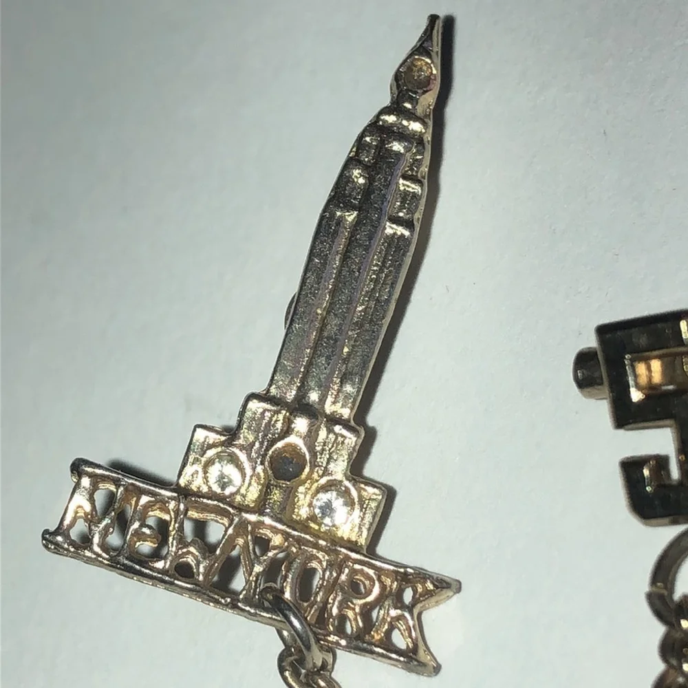 1958 New York Souvenir Pin Lapel Pin